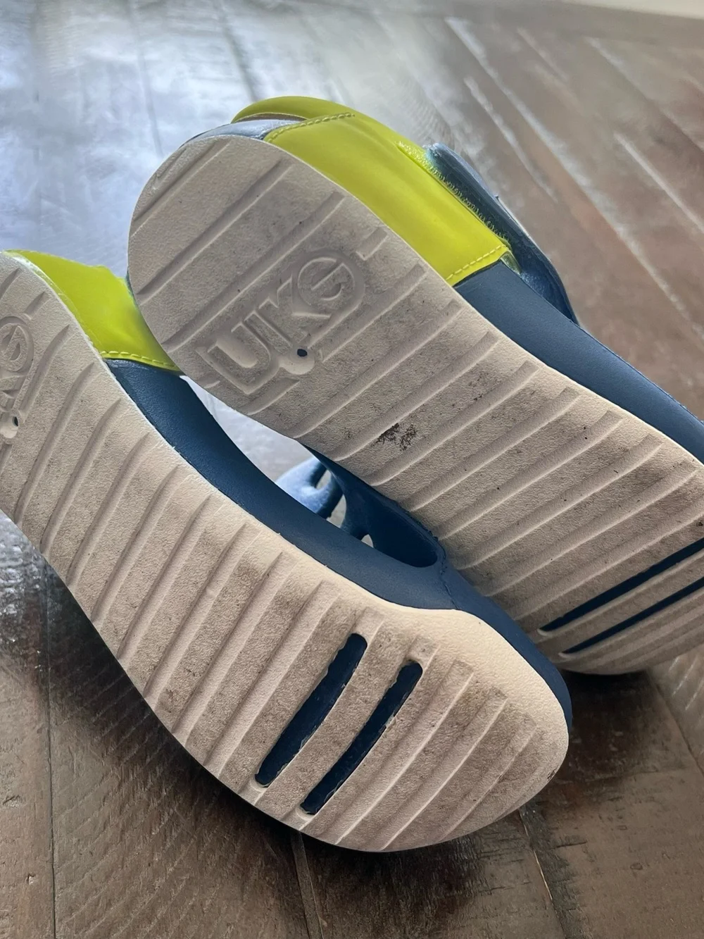 Nike Sandals Sunray Protect 3 Youth Size 2 •2Y Water Shoes